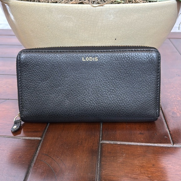 Lodis Handbags - Lodis Black Pebbled Grain Leather Wallet